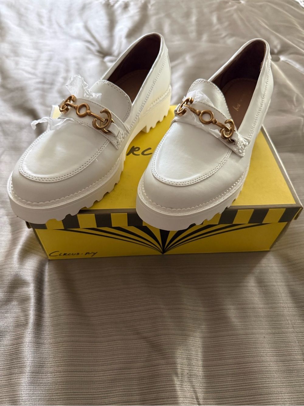 Circus NY Women’s White Leather Lug Sole Loafers w/Gold Bit, Size 9, NIB